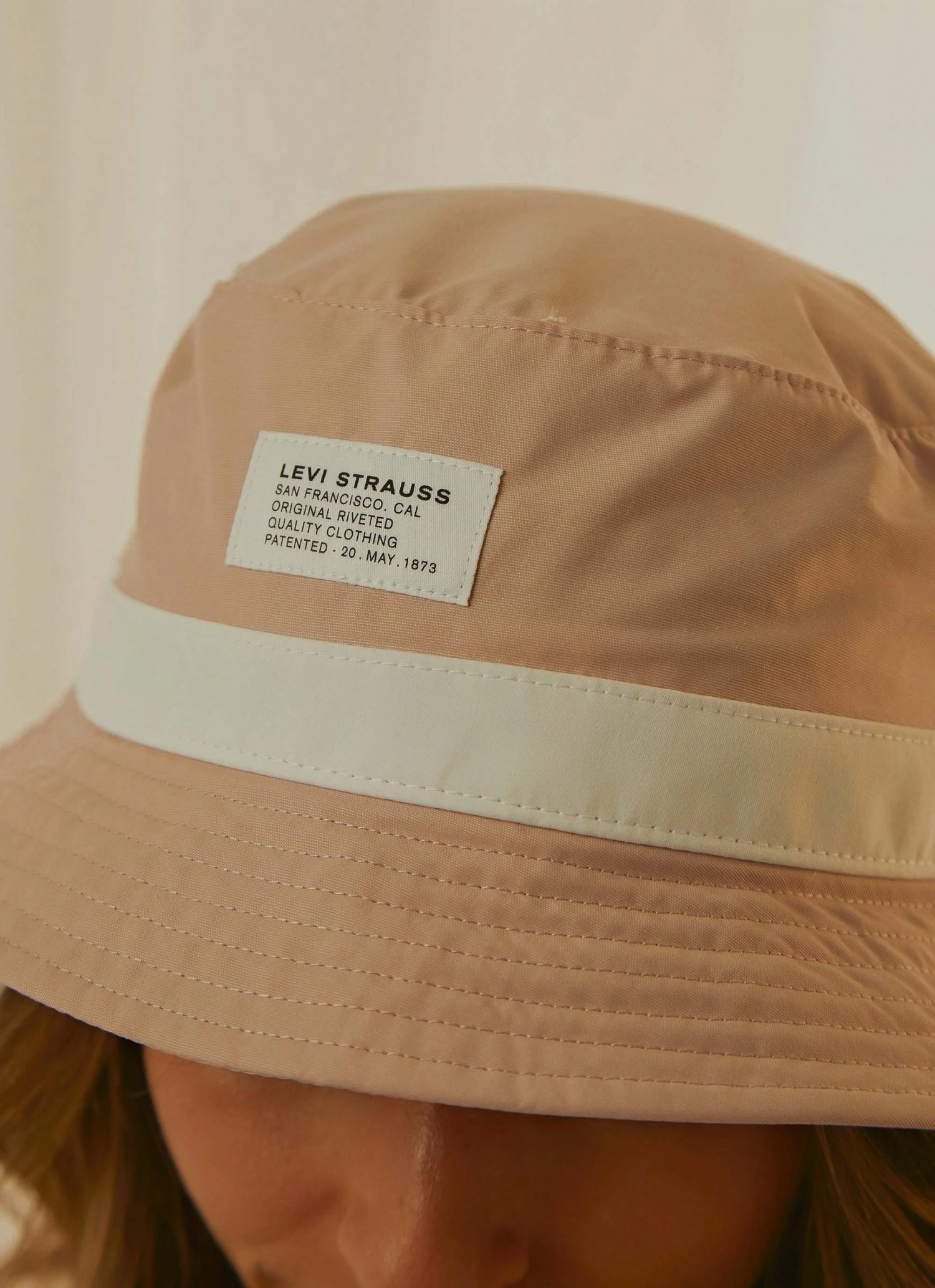 Levi's Seasonal Bucket Hat - Dusty Pink New & Most Loved 5 Levi's Seasonal Bucket Hat - Dusty Pink New & Most Loved