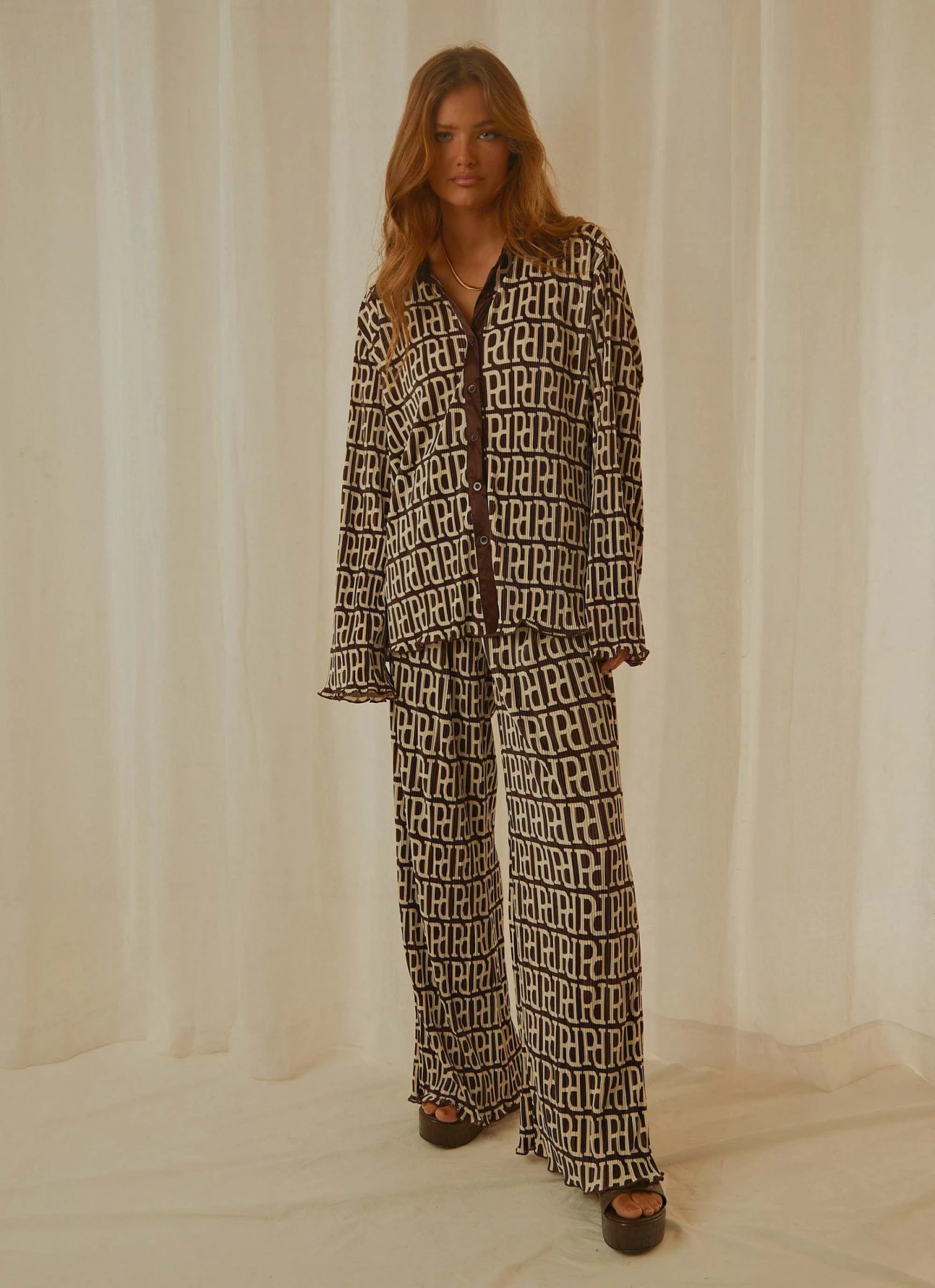 Peppermayo Exclusive Change Of Pace Shirt - Logo Mania New & Most Loved 4 Peppermayo Exclusive Change Of Pace Shirt - Logo Mania New & Most Loved