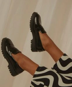 Cult Avenue Lucinda Loafer - Gloss Black