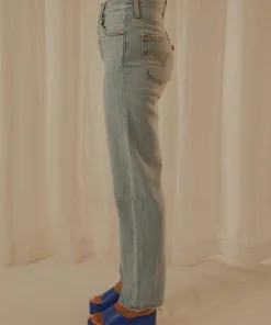 Levi's Ribcage St Ankle - Middle Road New Bottoms