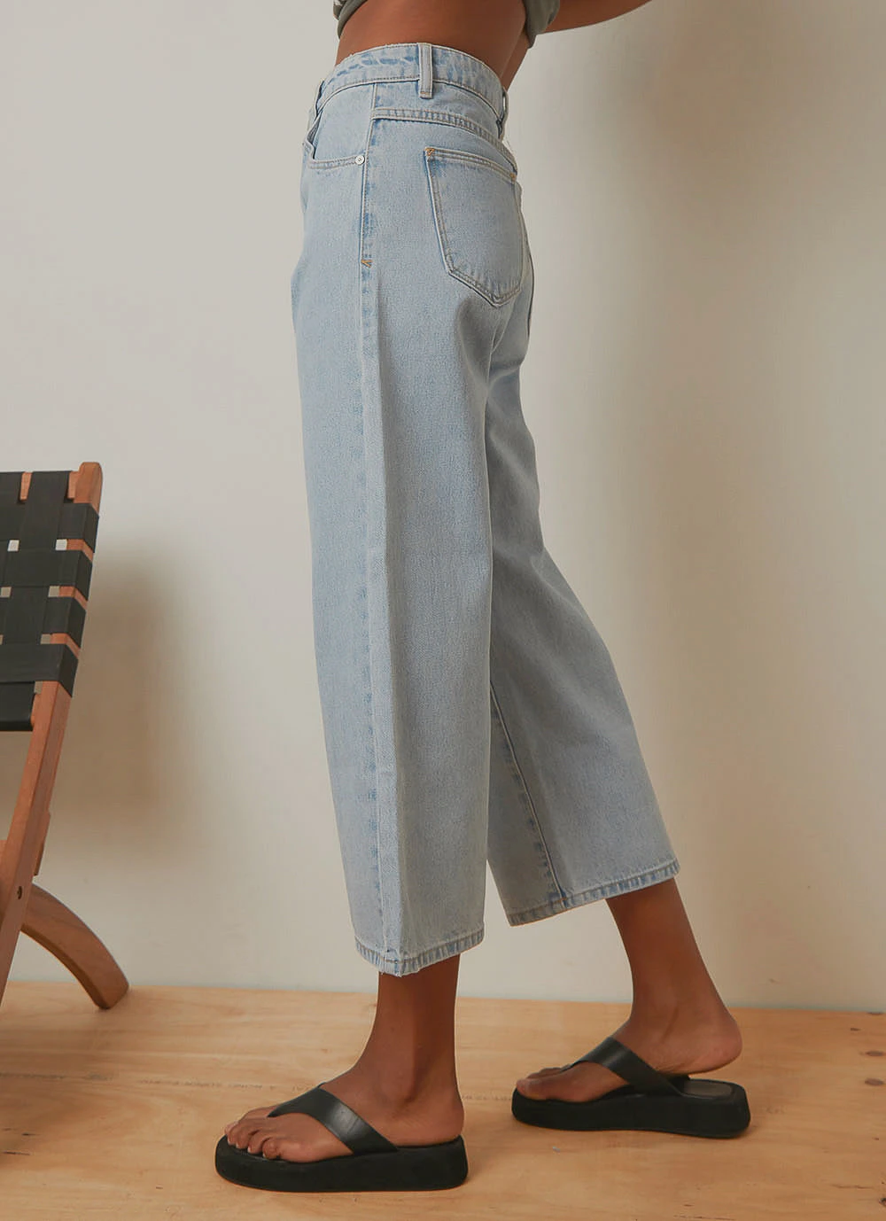 Abrand A Street Aline Crop Jean - Walk Away New & Most Loved 5 Abrand A Street Aline Crop Jean - Walk Away New & Most Loved