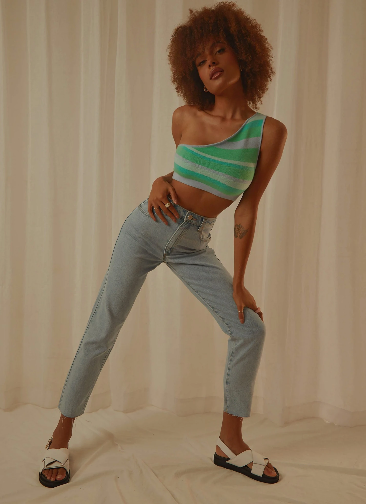 Abrand New & Most Loved A 94 High Slim Jeans - Walk Away 3 Abrand New & Most Loved A 94 High Slim Jeans - Walk Away