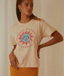 Wrangler New & Most Loved By The Sun Tee - Sun Kiss 9 Wrangler New & Most Loved By The Sun Tee - Sun Kiss