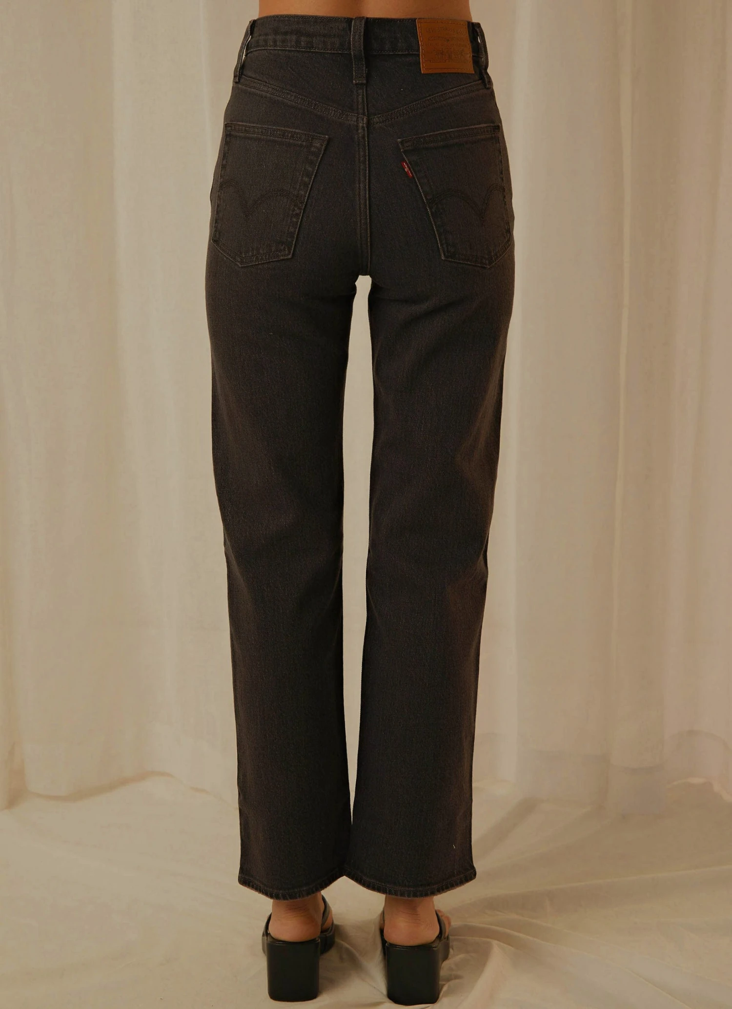 Levi's Ribcage Straight Ankle Jeans - Feelin' Cagey 7 Levi's Ribcage Straight Ankle Jeans - Feelin' Cagey