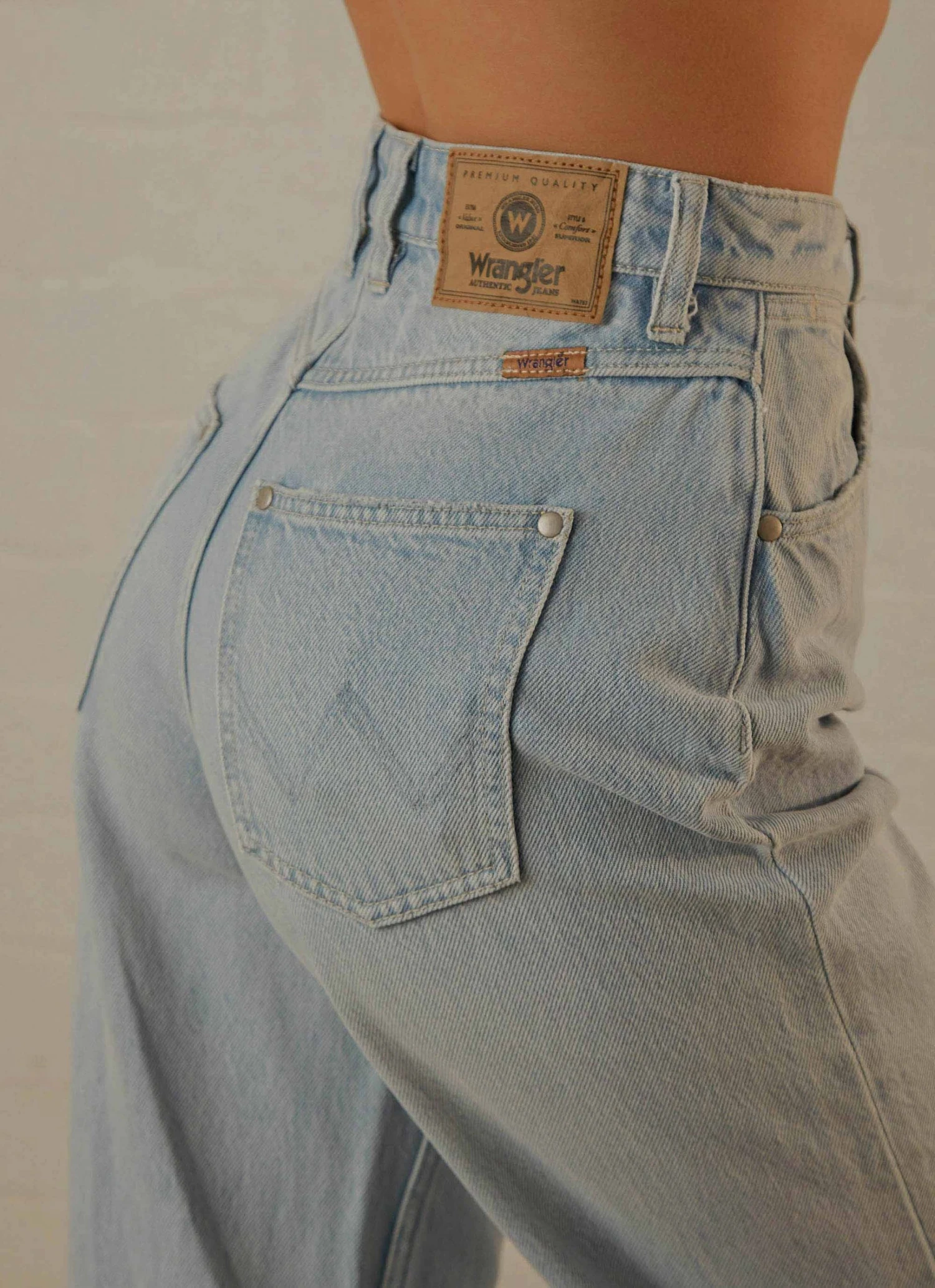 Wrangler Bella Baggy Jean - Delirium Decon New & Most Loved Wrangler Bella Baggy Jean - Delirium Decon New & Most Loved