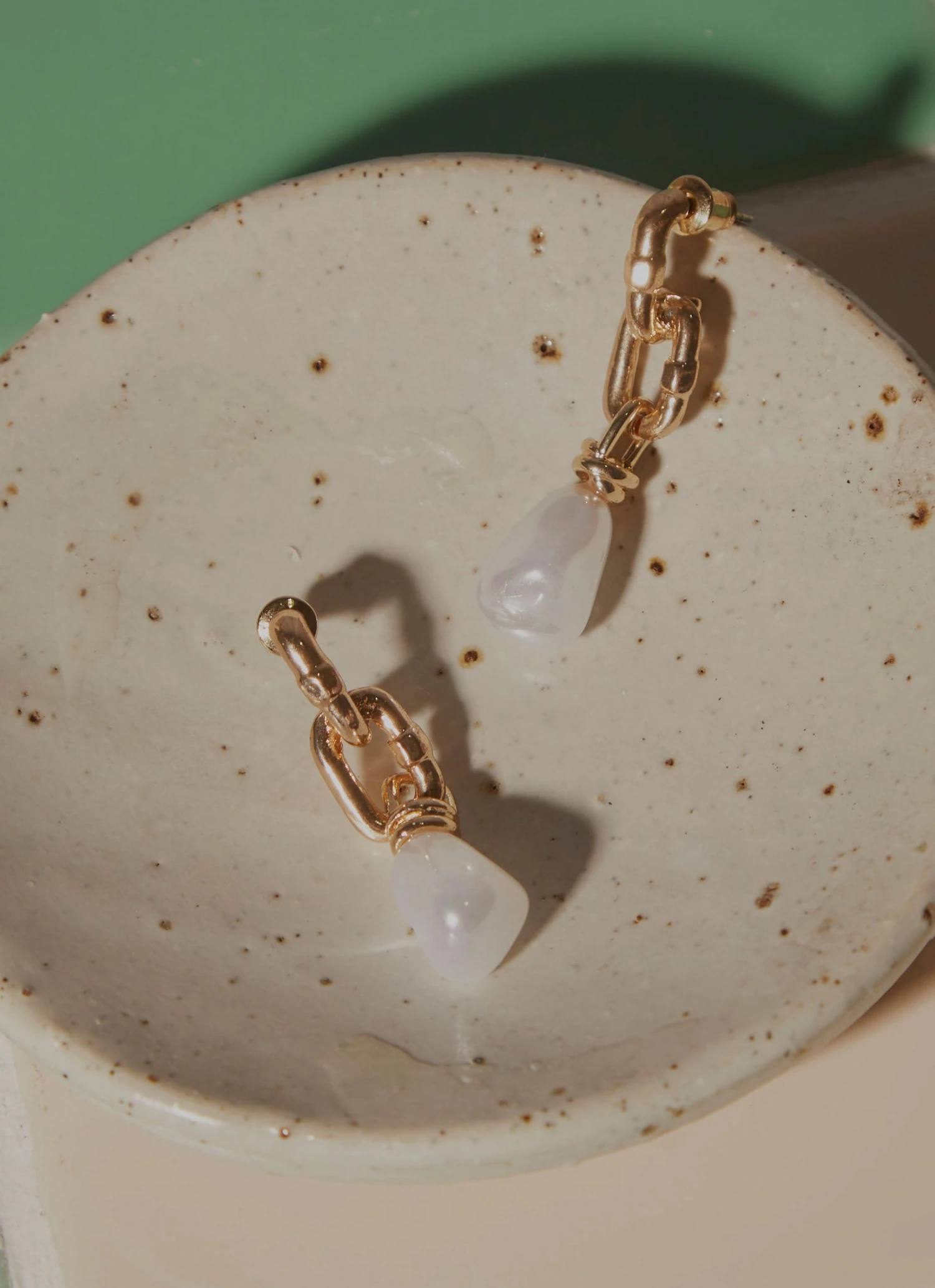 Peppermayo New Accessories RSVP Earrings - Gold/ Pearl 6 Peppermayo New Accessories RSVP Earrings - Gold/ Pearl