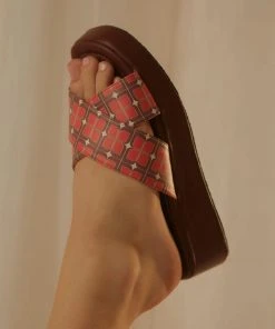 Cult Avenue Fonda Cross Over Mule - 70s Vintage New & Most Loved