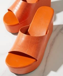 Cult Avenue Villa Playa Mule Heel - Tangerine Croc New & Most Loved 11 Cult Avenue Villa Playa Mule Heel - Tangerine Croc New & Most Loved
