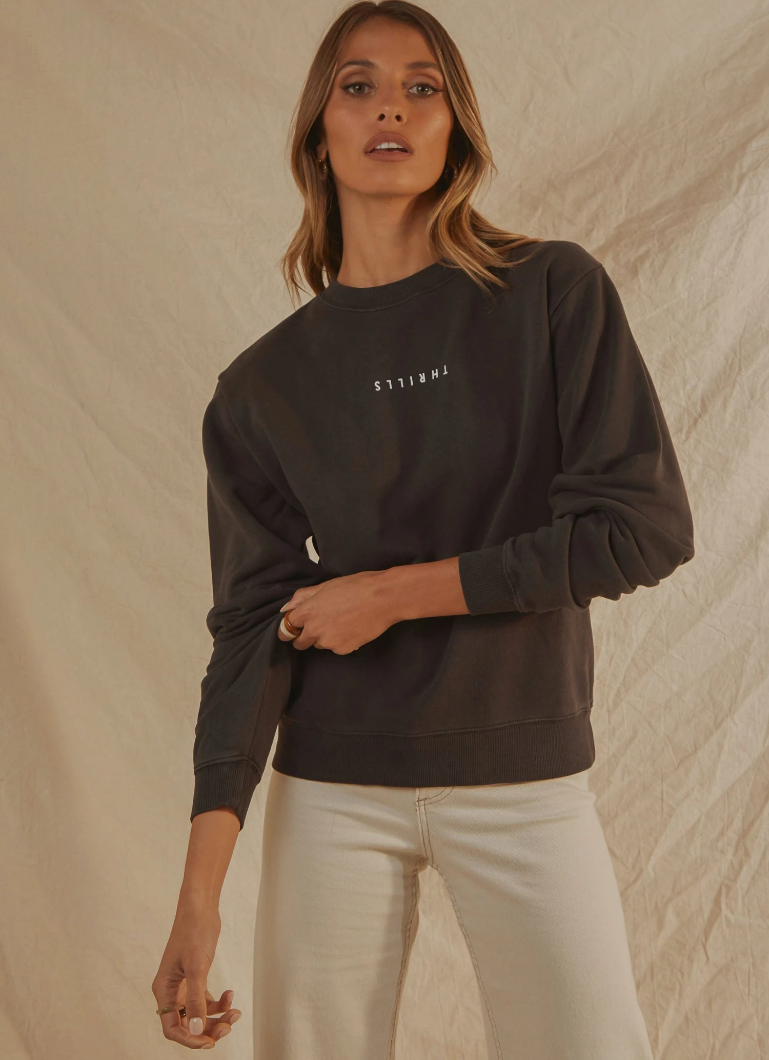 Minimal Thrills Crew - Heritage Black 5 Minimal Thrills Crew - Heritage Black