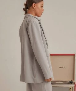 4th & Reckless New & Most Loved Vivian Blazer - Chambray 10 4th & Reckless New & Most Loved Vivian Blazer - Chambray