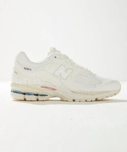 New Balance 2002R Sneaker - White