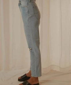 Lee New & Most Loved High Moms Jean - Retrospective 12 Lee New & Most Loved High Moms Jean - Retrospective