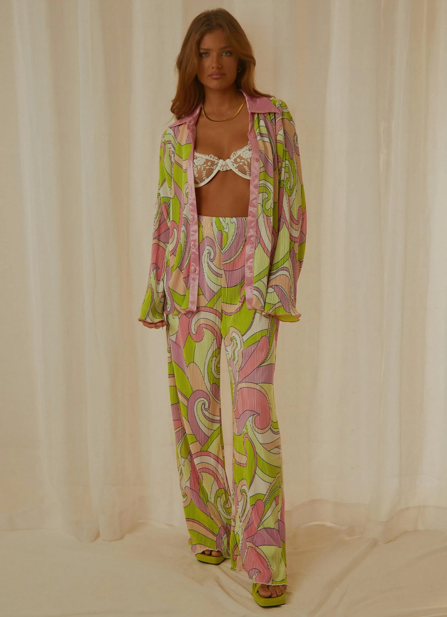 Peppermayo Exclusive New & Most Loved Change Of Pace Shirt - Retro Swirl 5 Peppermayo Exclusive New & Most Loved Change Of Pace Shirt - Retro Swirl