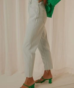 Lee High Moms Jean - Sweetest Soul 12 Lee High Moms Jean - Sweetest Soul