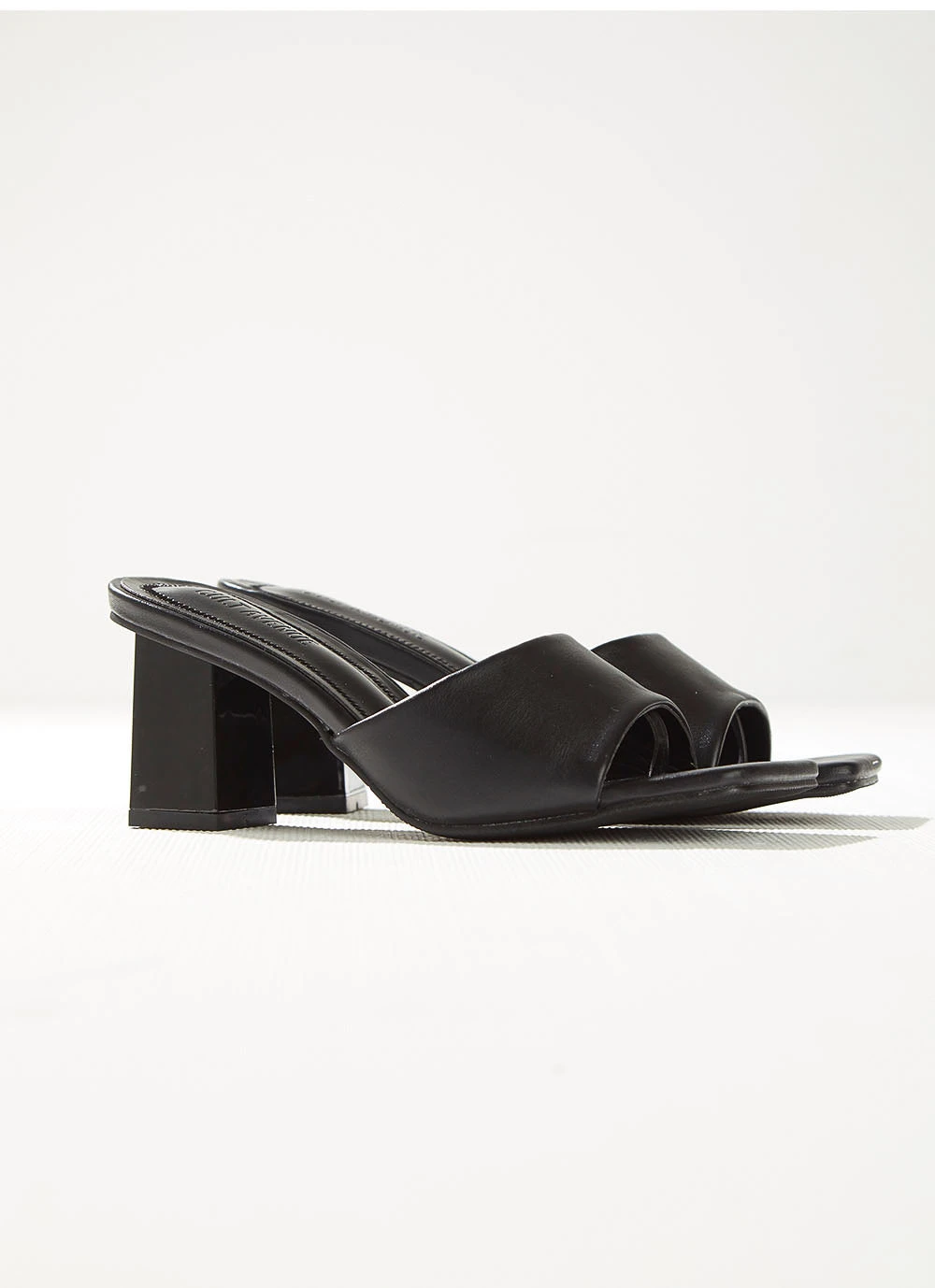 Cult Avenue Dixie Mule Heel - Black New & Most Loved 6 Cult Avenue Dixie Mule Heel - Black New & Most Loved