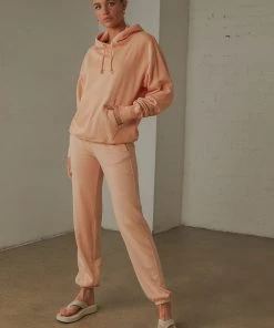 Champion New & Most Loved Vintage Dye Boyfriend Jogger - Certan Peach