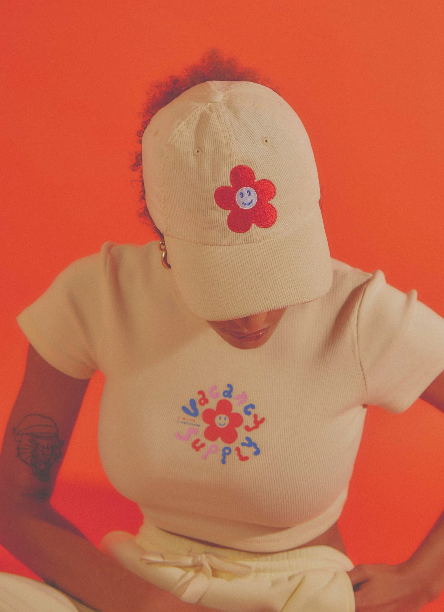 Vacancy Supply X Micke Lindebergh - Blume Cap - Buttercream Corduroy 5 Vacancy Supply X Micke Lindebergh - Blume Cap - Buttercream Corduroy