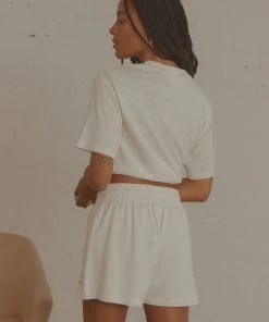 Vacancy Supply The Essential Shorts - Coconut Milk 13 Vacancy Supply The Essential Shorts - Coconut Milk