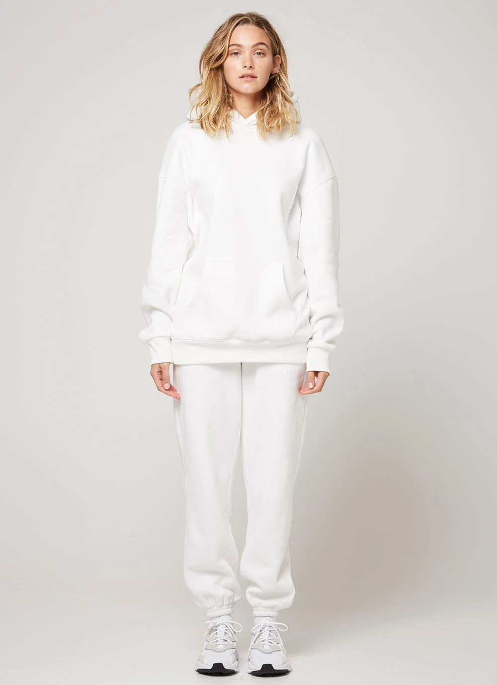 Atoir X Rozalia New & Most Loved Longline Hoodie - White Atoir X Rozalia New & Most Loved Longline Hoodie - White
