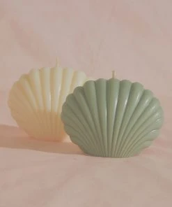 Manara Home Clam Shell Candle - Green