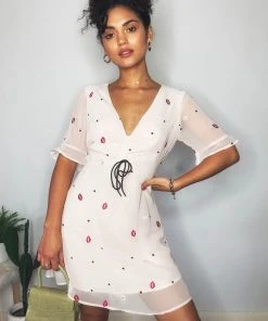 Finders Keepers Chi Chi Mini Dress - Vanilla Daisy