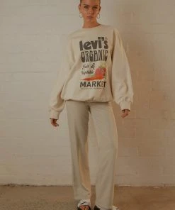 Levi's New & Most Loved Graphic Prism Crew - Undyed Greige