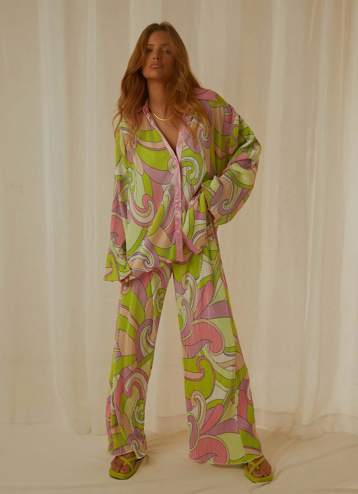 Peppermayo Exclusive New & Most Loved Change Of Pace Shirt - Retro Swirl 4 Peppermayo Exclusive New & Most Loved Change Of Pace Shirt - Retro Swirl