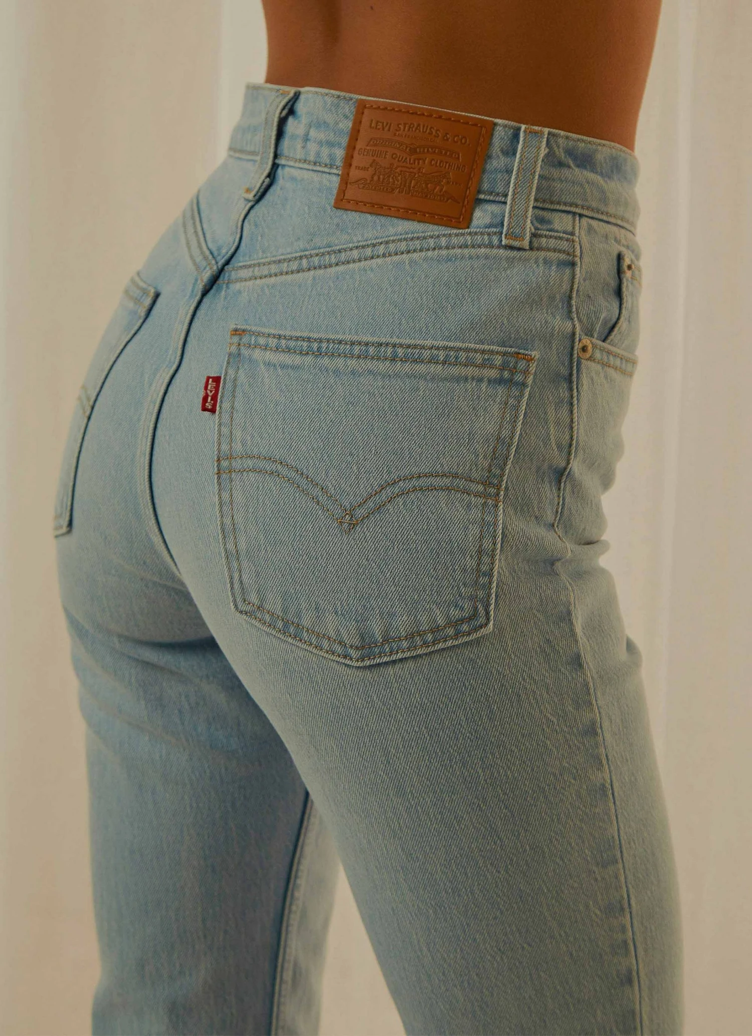 Levi's New & Most Loved 70s High Straight Jeans - Marin Hits 3 Levi's New & Most Loved 70s High Straight Jeans - Marin Hits