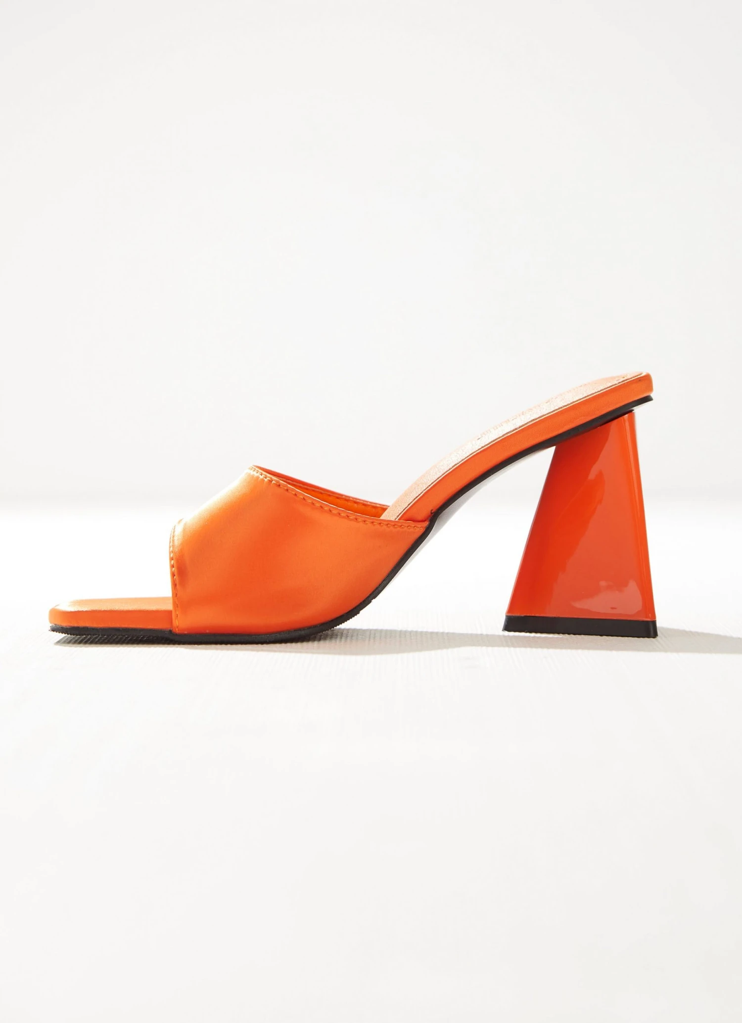 Cult Avenue N.Y Nights Heel - Tangerine 8 Cult Avenue N.Y Nights Heel - Tangerine