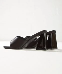 Cult Avenue New & Most Loved N.Y Nights Heel - Black 17 Cult Avenue New & Most Loved N.Y Nights Heel - Black