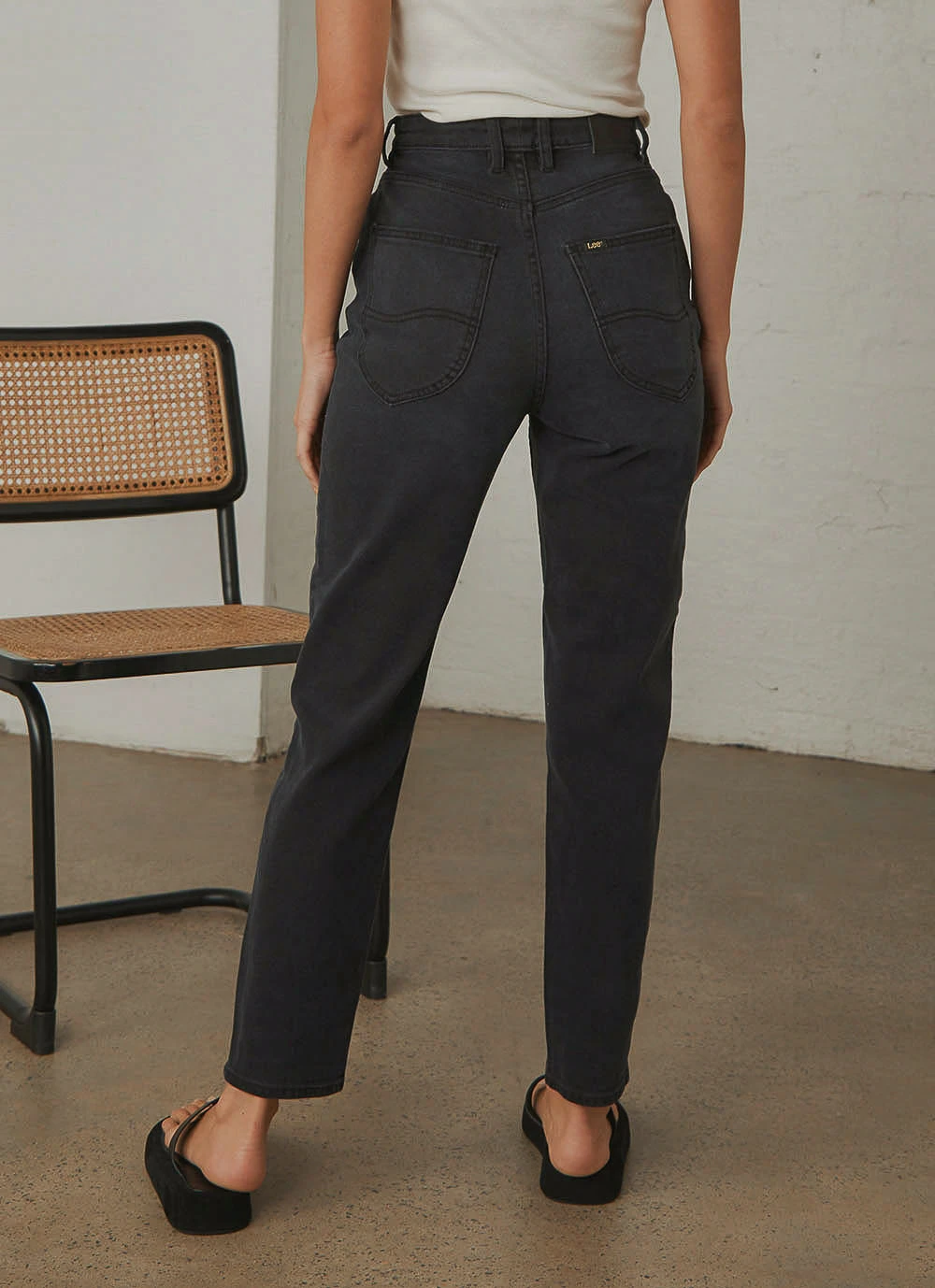 Lee New & Most Loved Hourglass High Mom Jeans - Black Ash 8 Lee New & Most Loved Hourglass High Mom Jeans - Black Ash