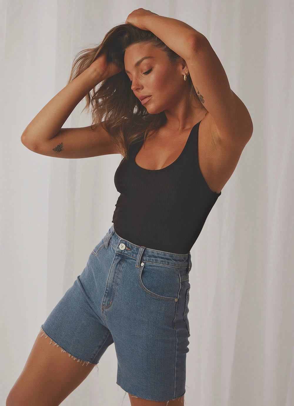 Abrand A Claudia Cut Off - Georgia New & Most Loved Abrand A Claudia Cut Off - Georgia New & Most Loved