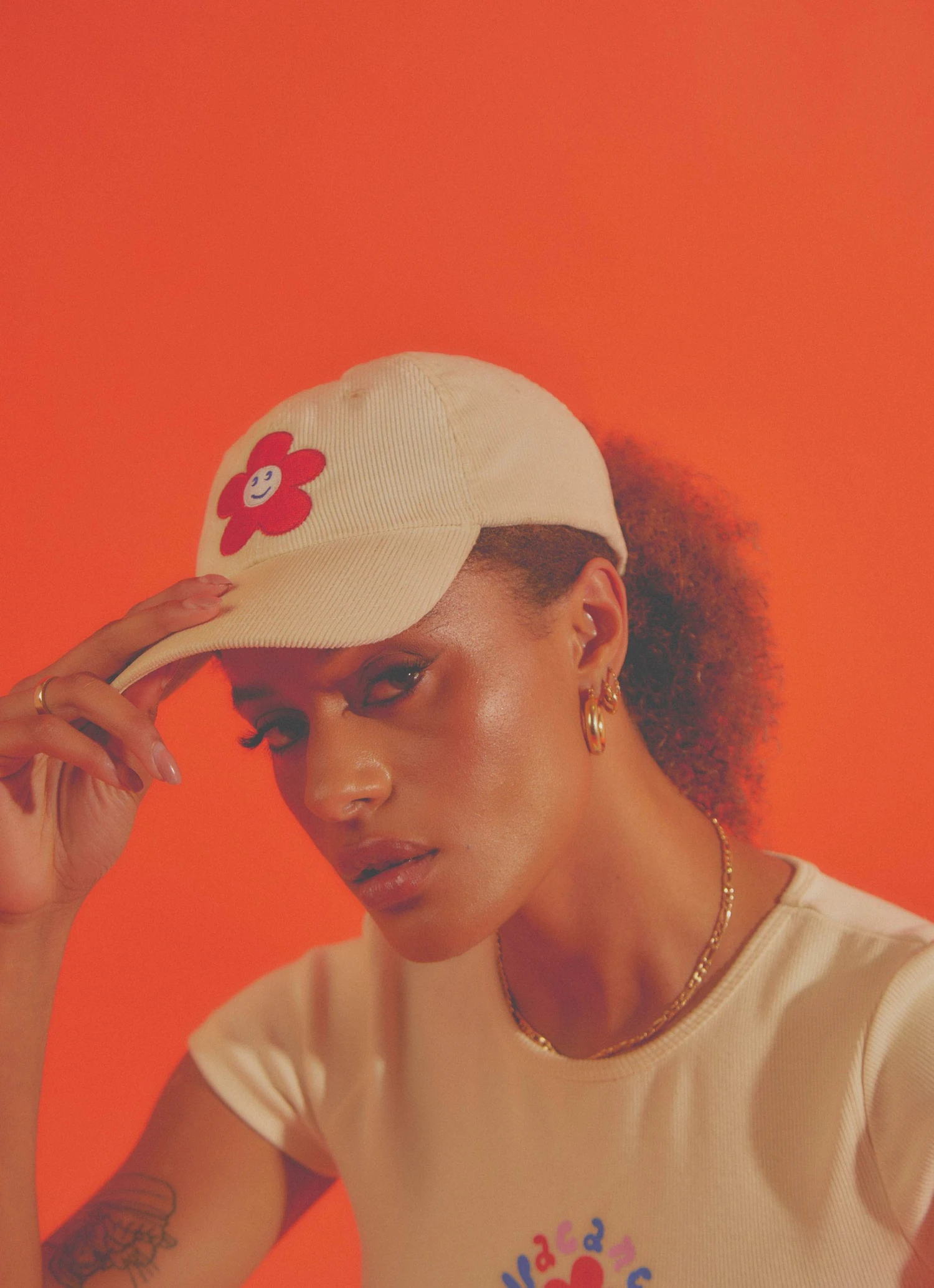 Vacancy Supply X Micke Lindebergh - Blume Cap - Buttercream Corduroy 6 Vacancy Supply X Micke Lindebergh - Blume Cap - Buttercream Corduroy