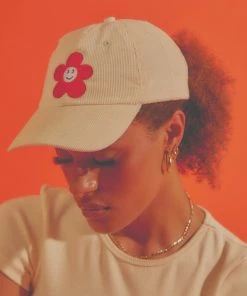 Vacancy Supply X Micke Lindebergh - Blume Cap - Buttercream Corduroy 14 Vacancy Supply X Micke Lindebergh - Blume Cap - Buttercream Corduroy