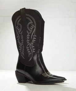 Cult Avenue New & Most Loved Backseat Rider Cowboy Boot - Black
