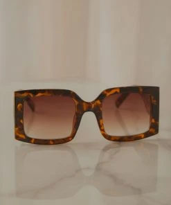 Peppermayo Minka Sunglasses - Tort New & Most Loved
