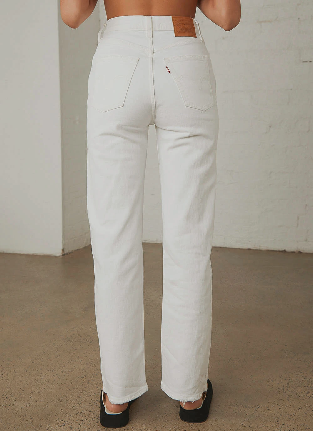 Levi's Ribcage Straight Ankle Jean - Cloud Over New & Most Loved 8 Levi's Ribcage Straight Ankle Jean - Cloud Over New & Most Loved