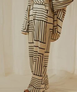 4th & Reckless New Bottoms Norma Trouser - Black And White 5 4th & Reckless New Bottoms Norma Trouser - Black And White