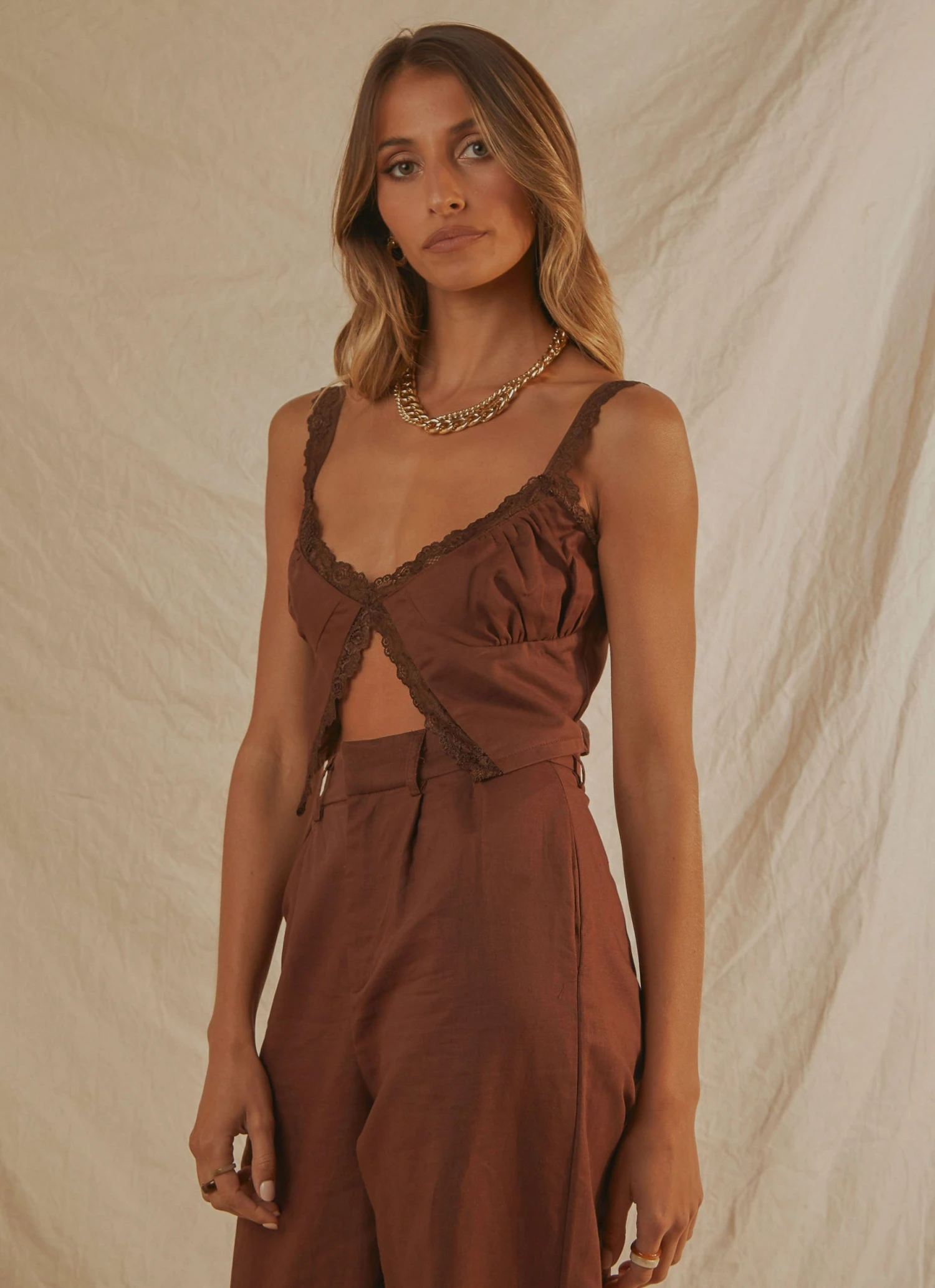 Peppermayo Exclusive Escape Reality Crop - Choc Brown 5 Peppermayo Exclusive Escape Reality Crop - Choc Brown