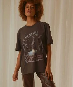 Lee New & Most Loved Baggy Tee - Lightening Man