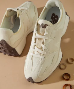 New Balance New Shoes 327 Sneaker - Angora