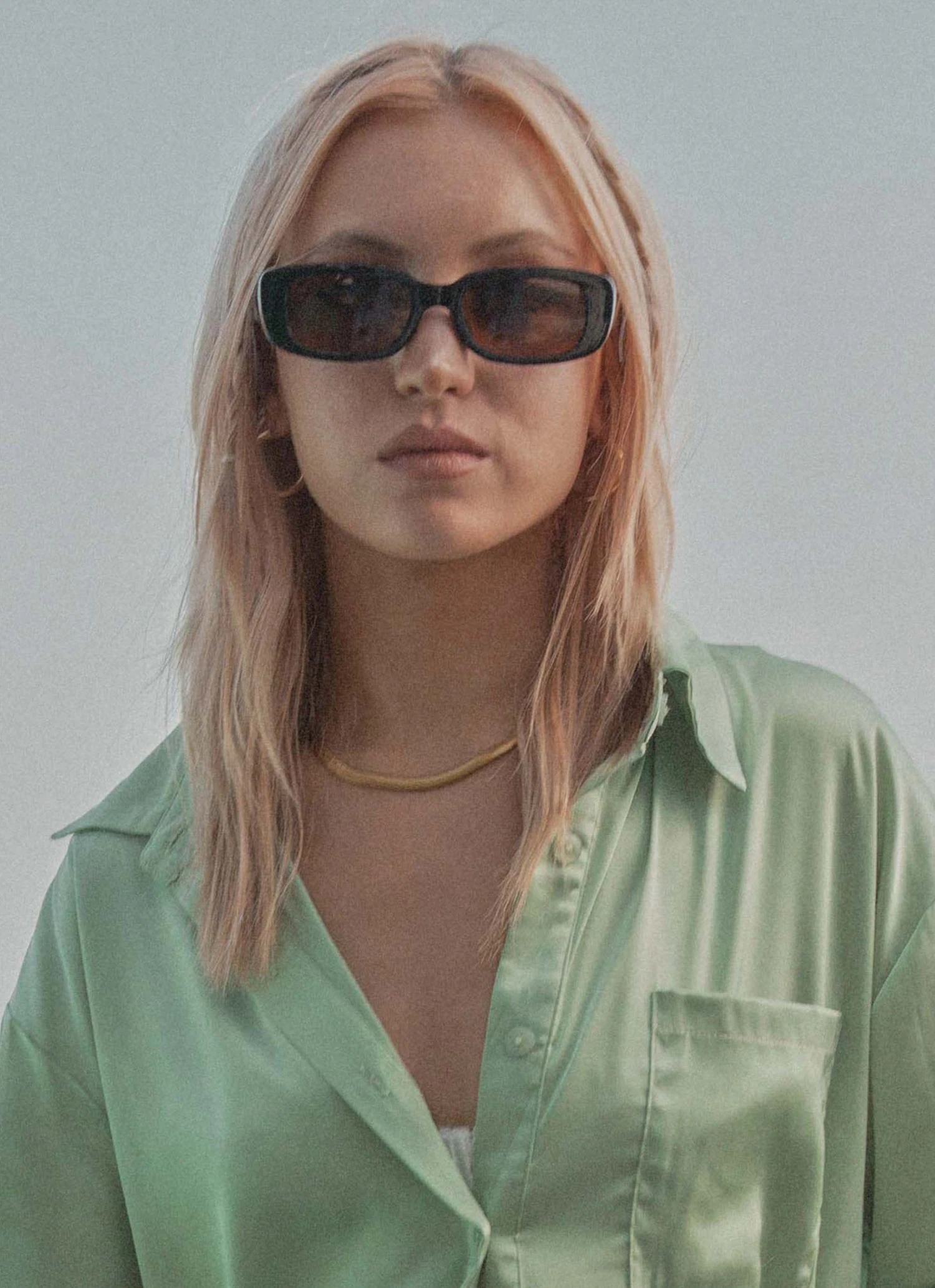 Riley Hubatka X Peppermayo Paradise Posse Sunglasses - Black New & Most Loved 4 Riley Hubatka X Peppermayo Paradise Posse Sunglasses - Black New & Most Loved