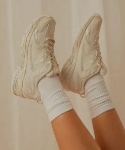 New Balance 530 Sneaker - White