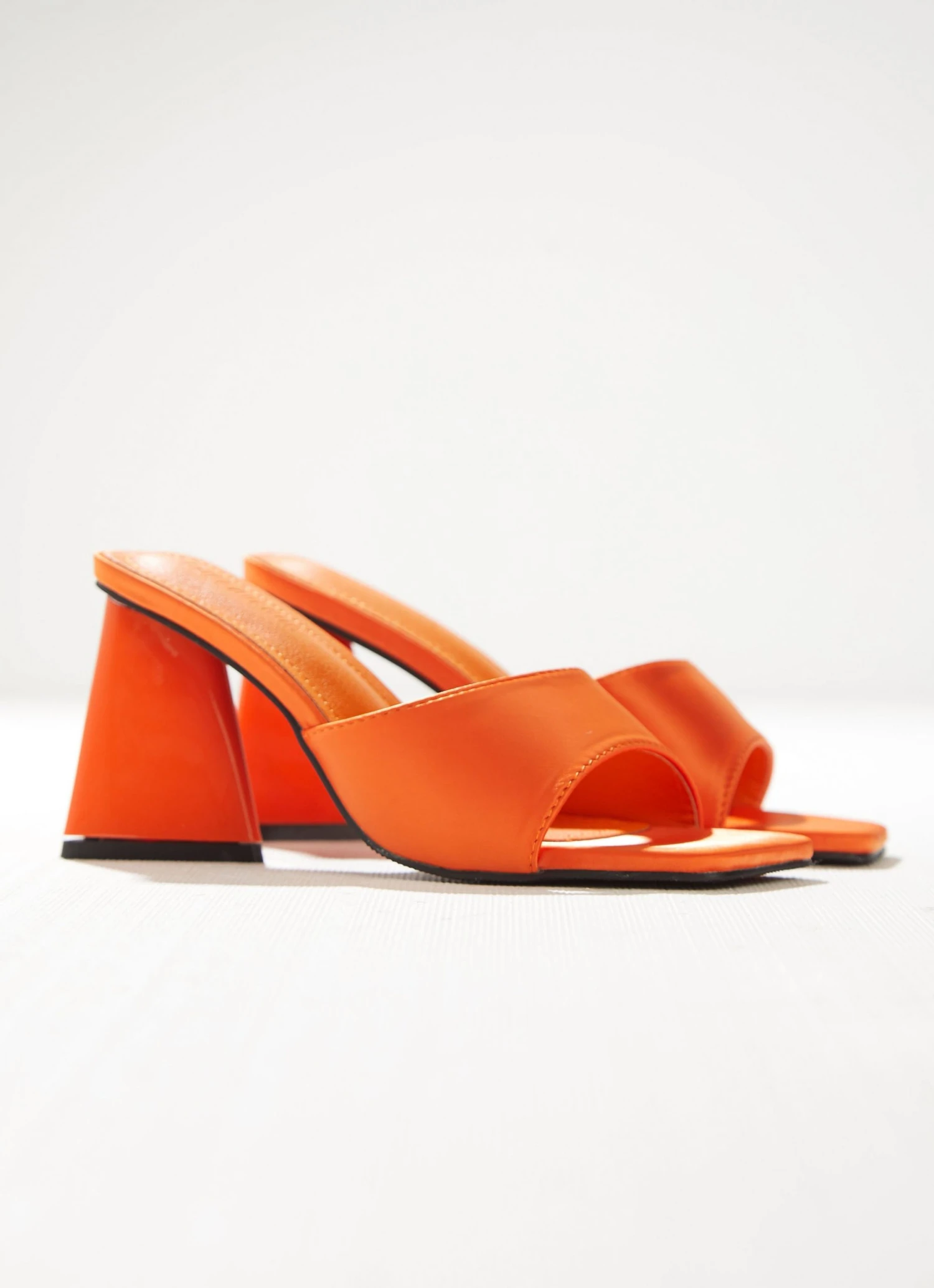 Cult Avenue N.Y Nights Heel - Tangerine 6 Cult Avenue N.Y Nights Heel - Tangerine